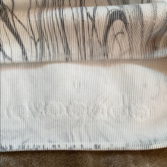 marble earth choker crop/bra with mid fire legging - Picture 9 of 16